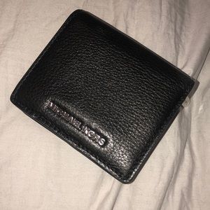 Michael Kors Bifold Wallet